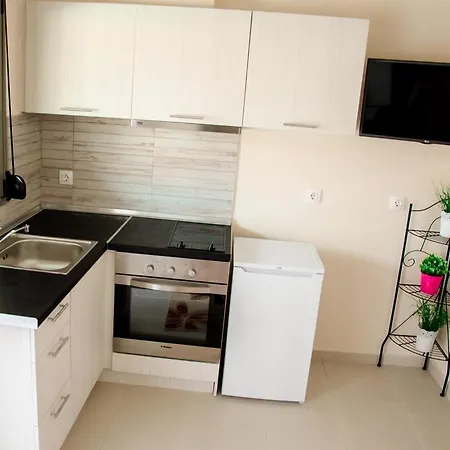 Apartment Nani Pefkochori